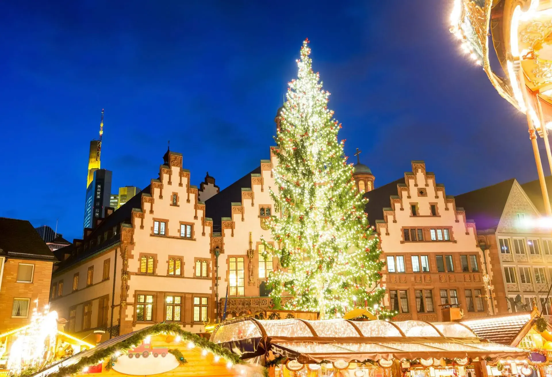 A pohto of the Christmas Market in Frankfurt, Germany.