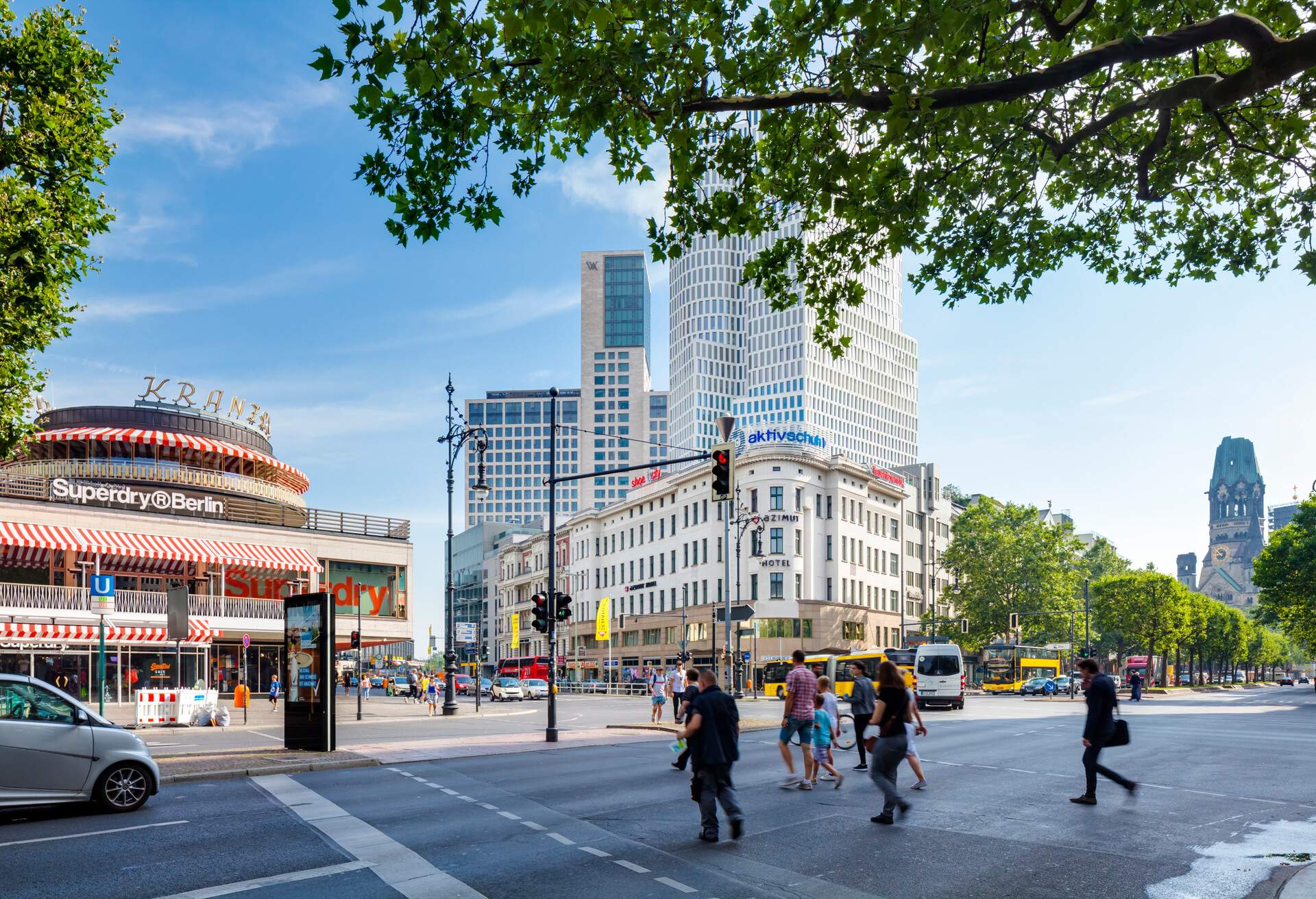 DEST_GERMANY_BERLIN_KURFURSTENDAMM_GettyImages-825316260