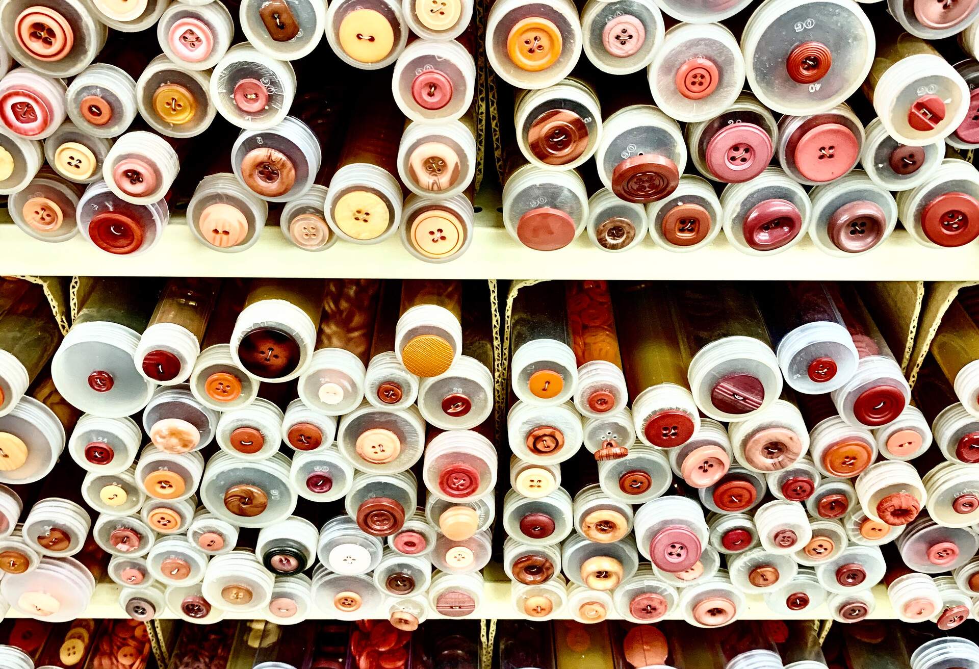 THEME_SHOPPING_BUTTONS_HABERDASHERY_GettyImages-1296439445