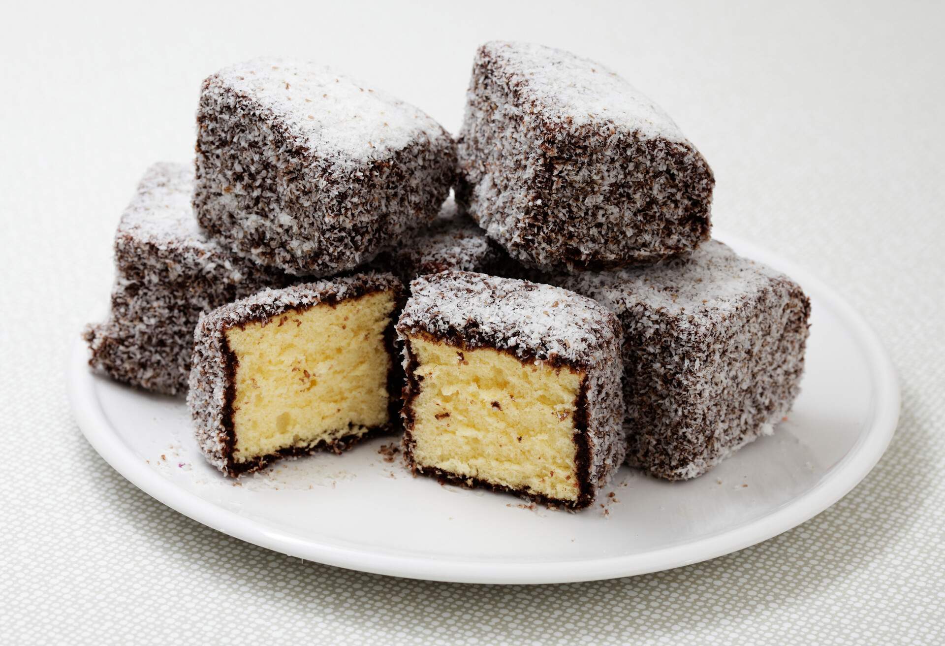 THEME_FOOD_AUSTRALIAN_LAMINGTON