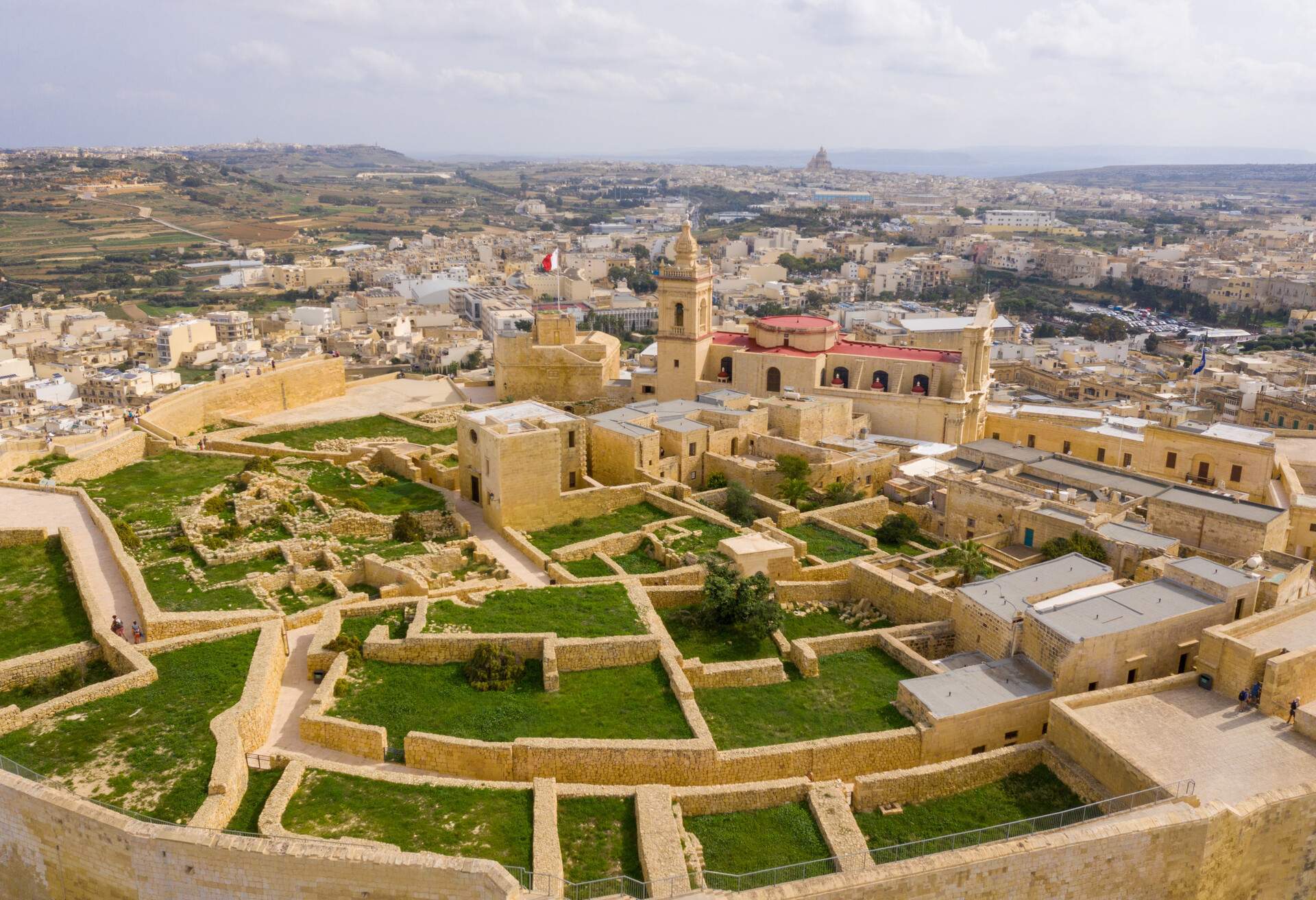 DEST_MALTA_VICTORIA_shutterstock-portfolio_1652892244