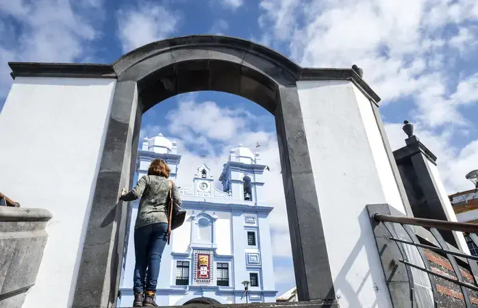 Square of the Alfandega with the church of (Iglesia de la Misericordia) of the 18th century, of baroque style. Old town city of Angra do Heroismo, a UNESCO World Heritage Site, on Terceira Island in the Azores, Portugal.