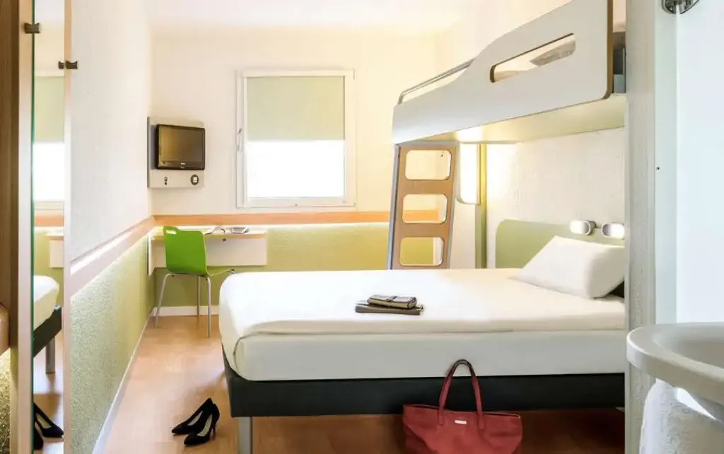 ibis budget Dresden City provided by Ice Portal.