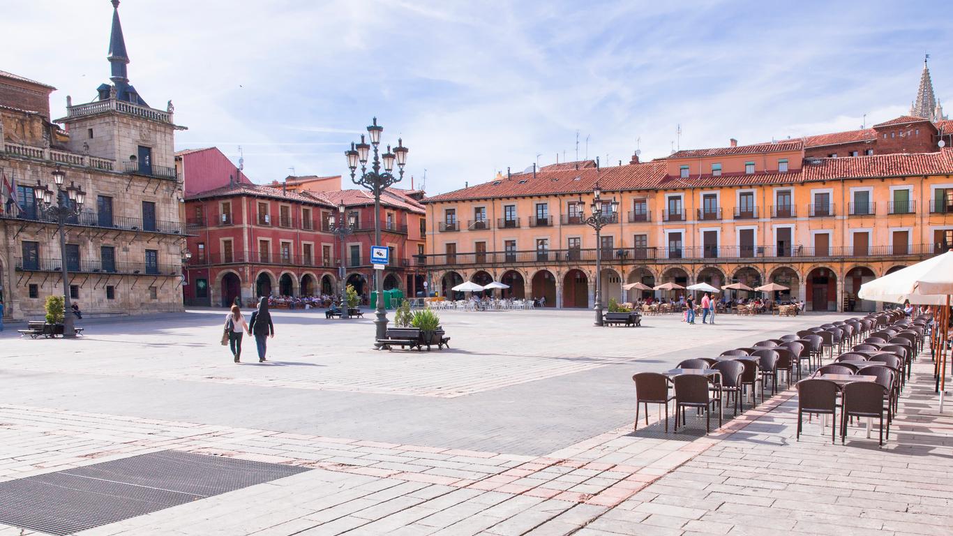 Flights to León