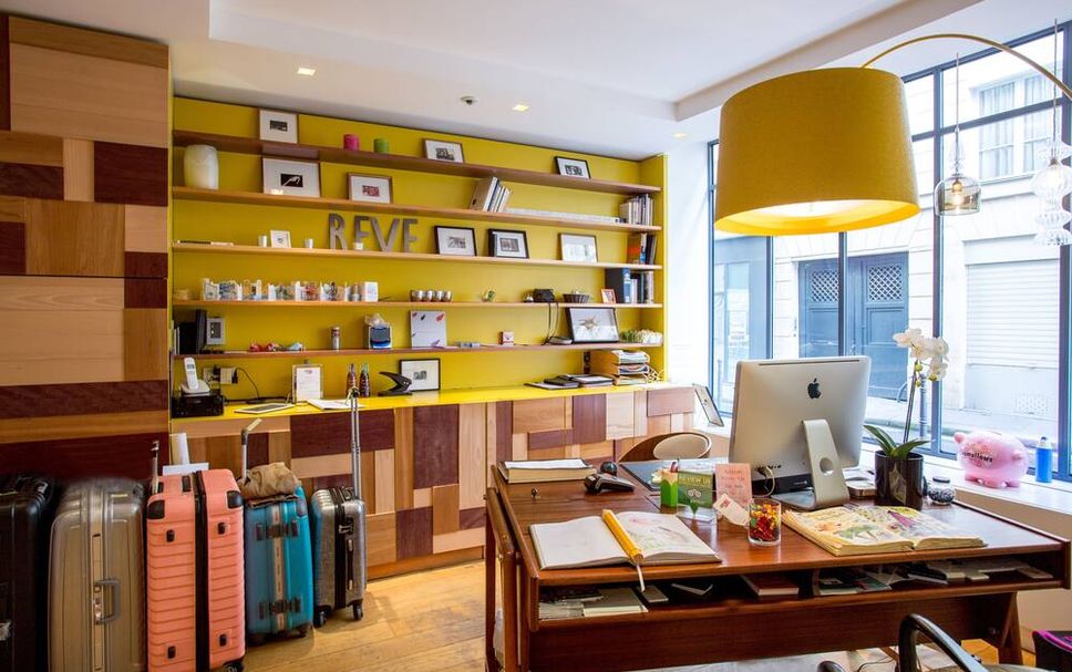 Receptionist Billede