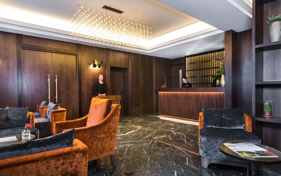 Receptionist Billede