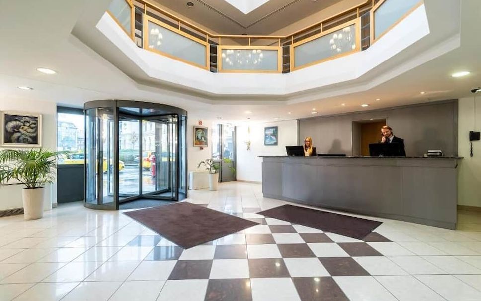 Receptionist Billede