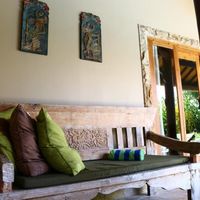 Lovina Beachhouse Villas