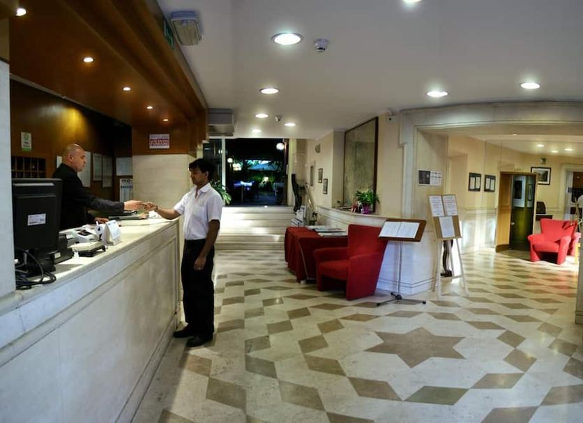 Receptionist Billede