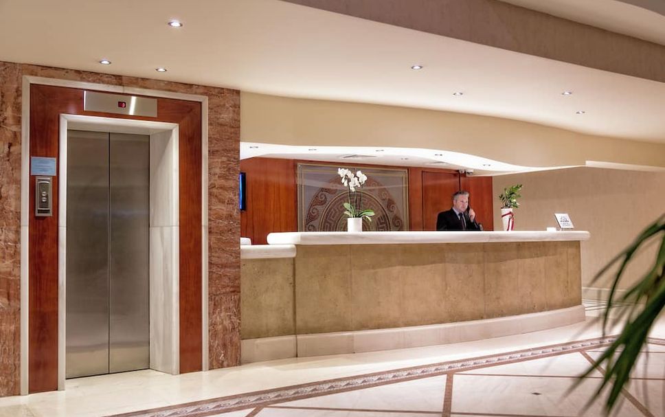 Receptionist Billede