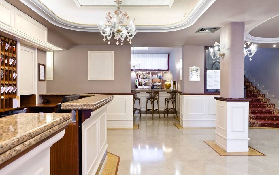 Receptionist Billede