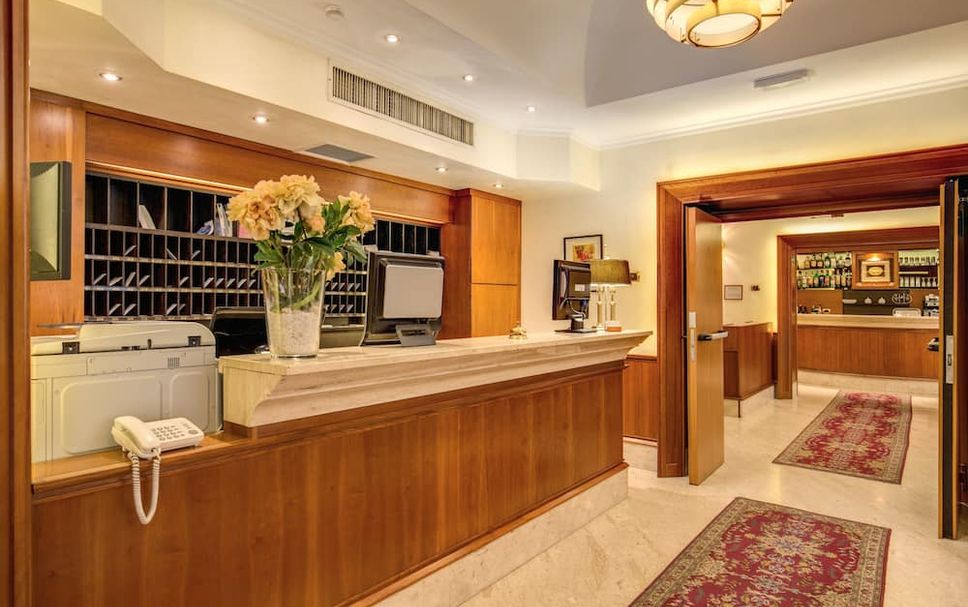 Receptionist Billede