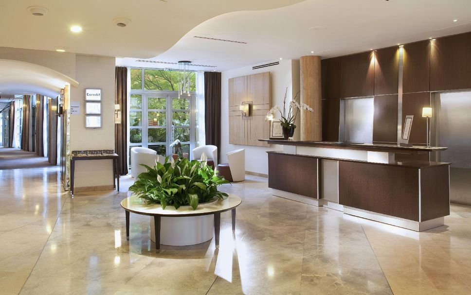 Receptionist Billede