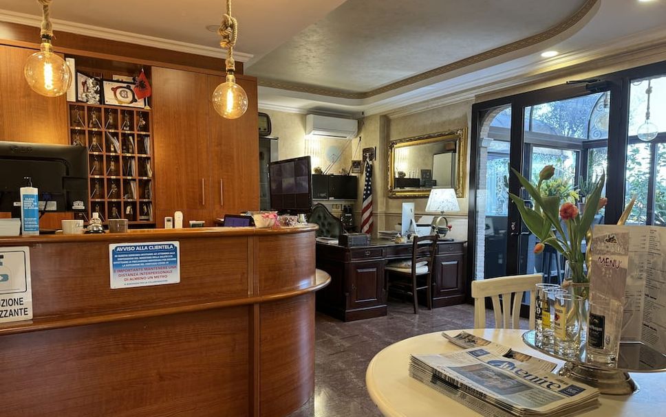 Receptionist Billede