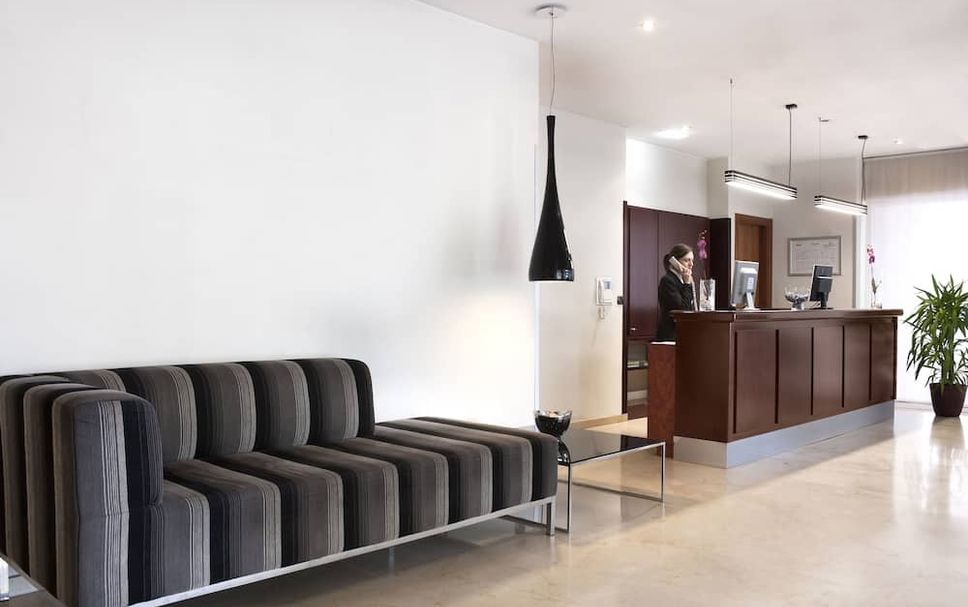 Receptionist Billede